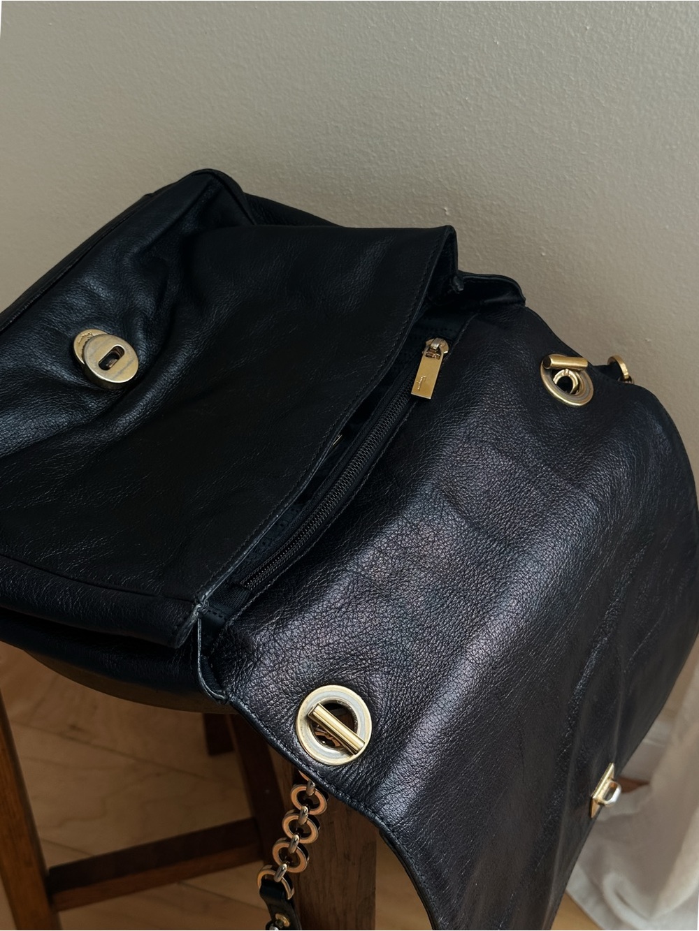 Ferragamo Vintage Gancini Black Leather Crossbody Bag - Picture 6 of 12